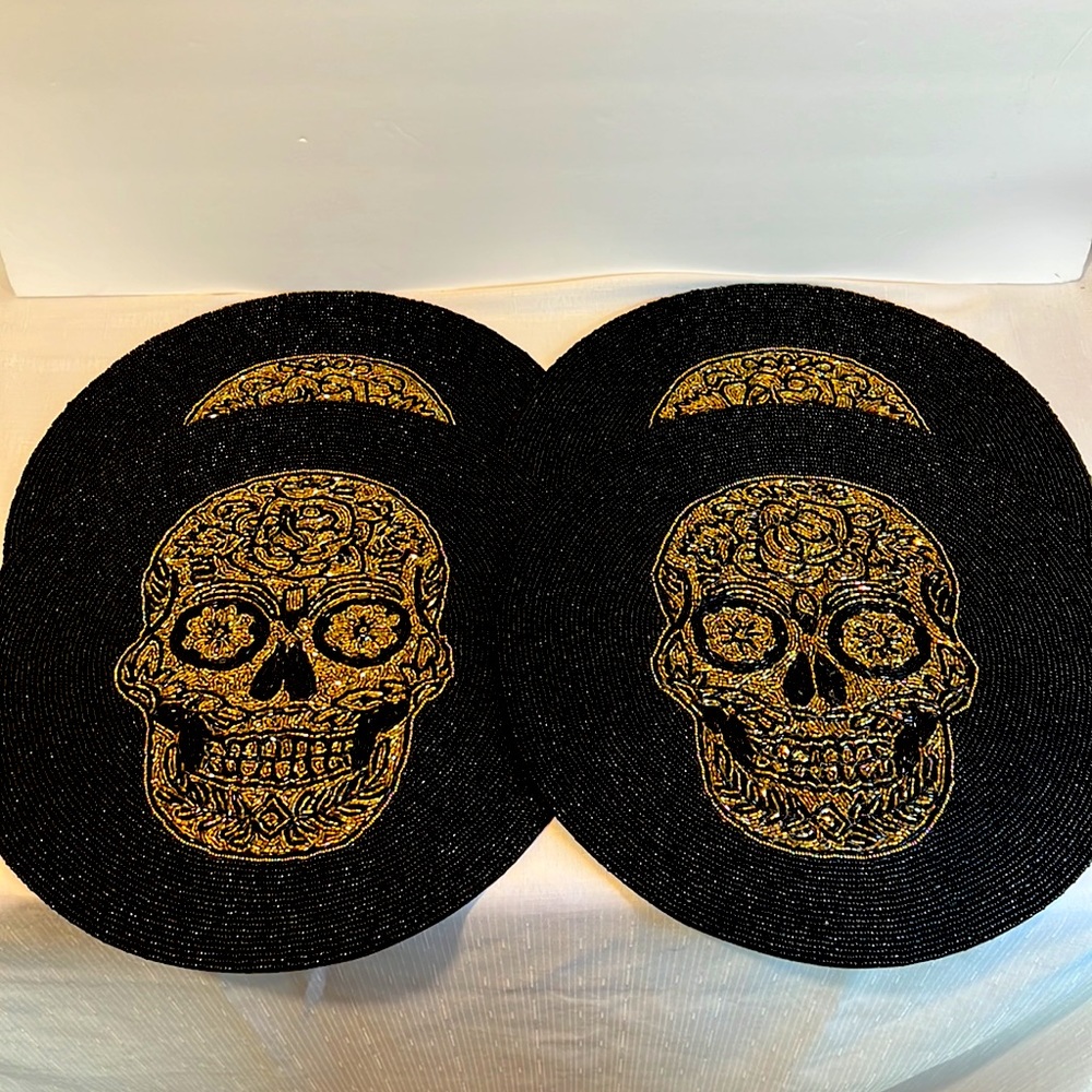 x4 Tahari Beaded Gold Sugar Skull Skelton Halloween Placemats Charger Gothic NWT